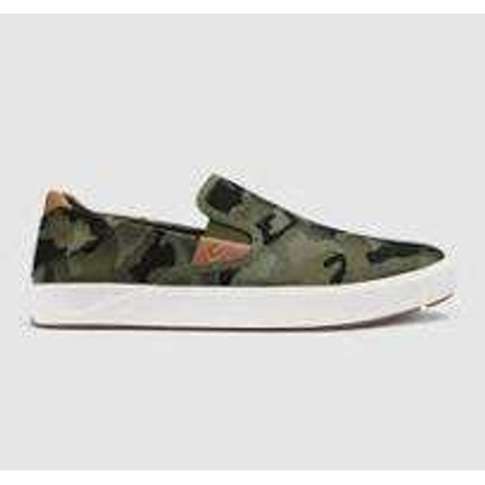 OluKai Laeahi Pai Shoes Mens 9.5 Camo Slip On Sneakers Drop In Heel EUC